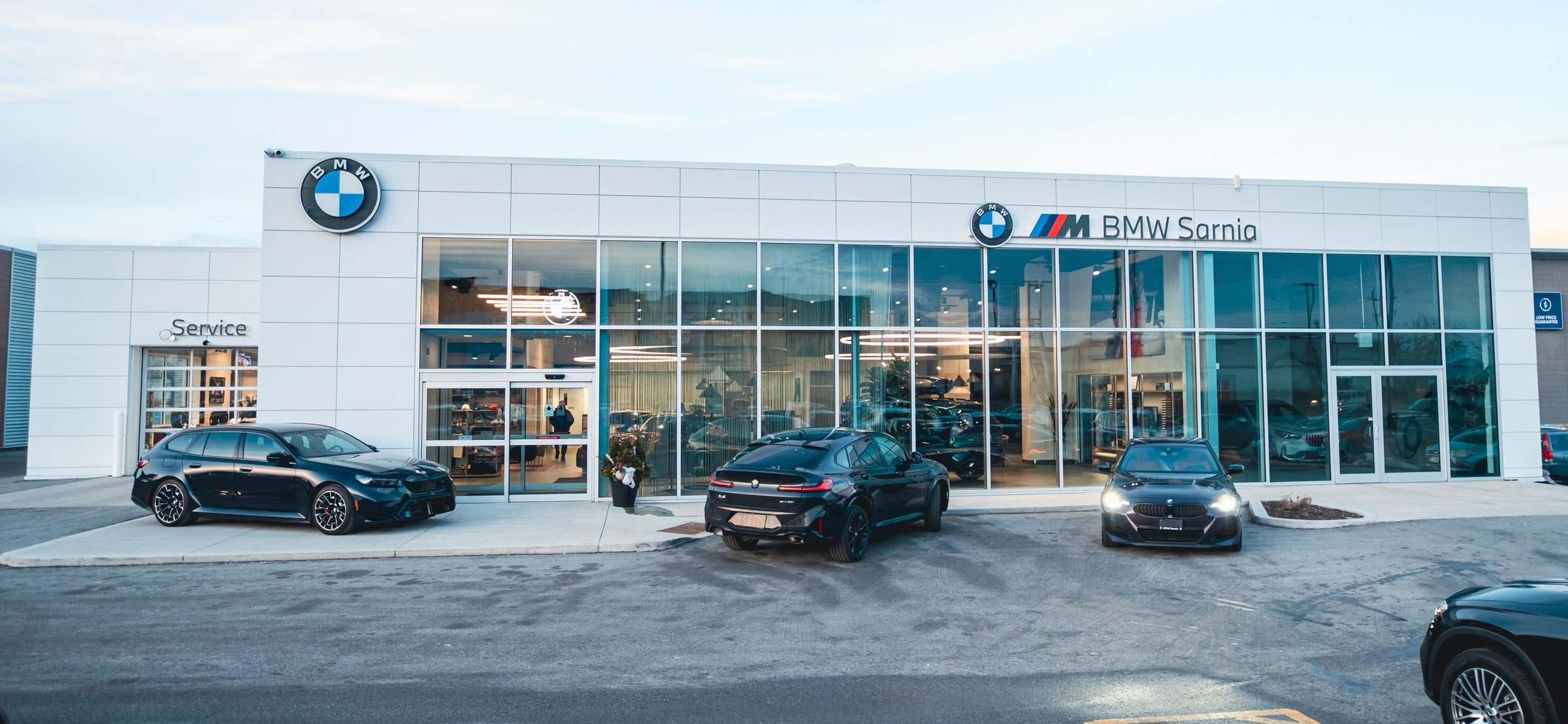 BMW Sarnia showroom exterior