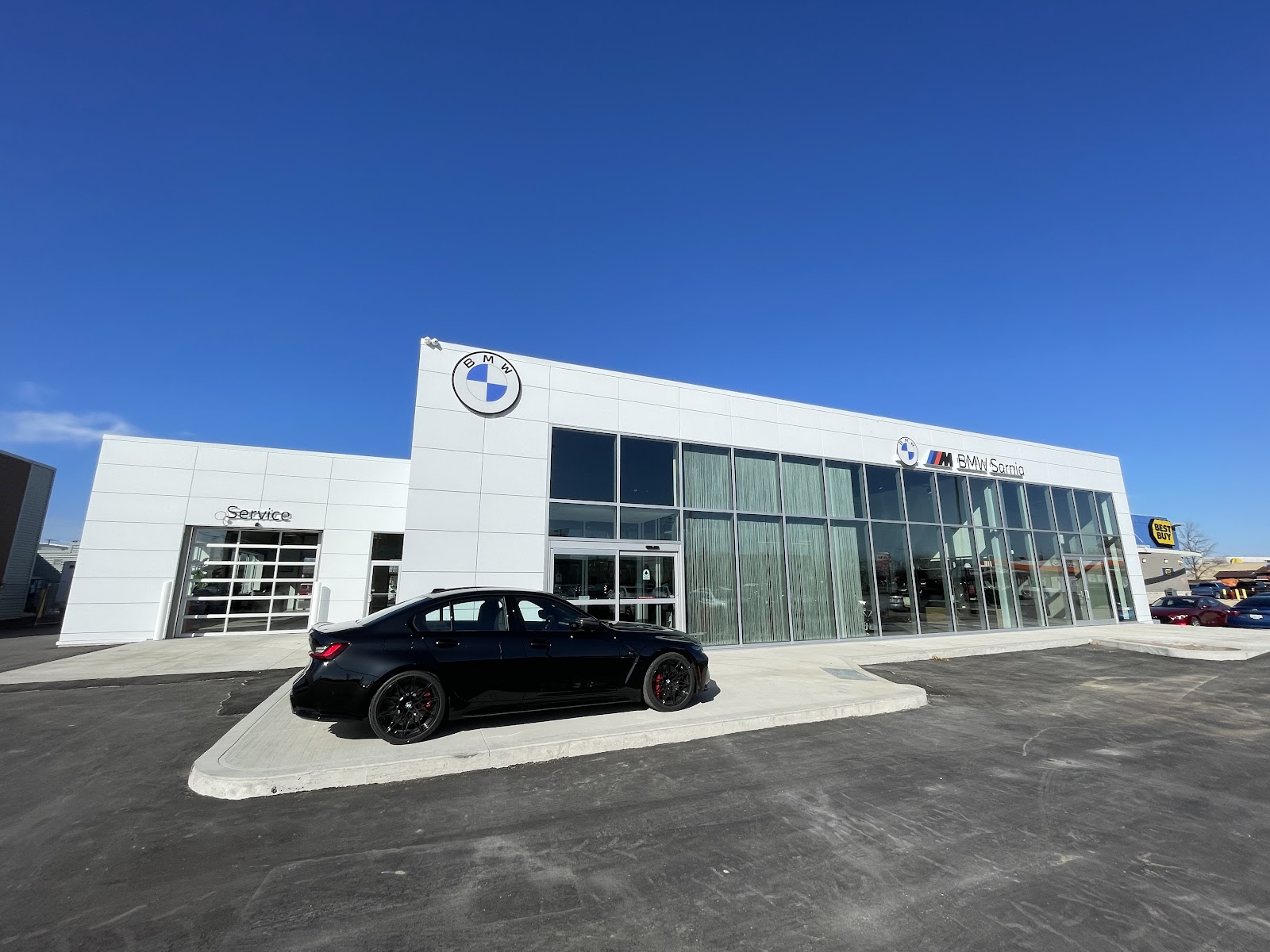 BMW Sarnia dealership exterior